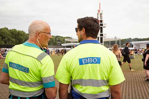 dekmantel festival witte kruis evenementenzorg EHBO medische post inhuren voor evenementen sportwedstrijden en festivals